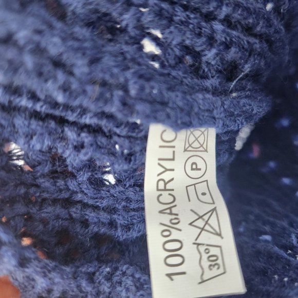 New Unisex Infinity Scarf for Women or Men Blue Knit Style Acrylic - Picture 3 of 5